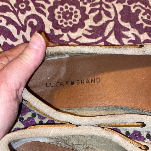 Lucky Brand 🍀 moccasins tan suede size 9. - Picture 2 of 5